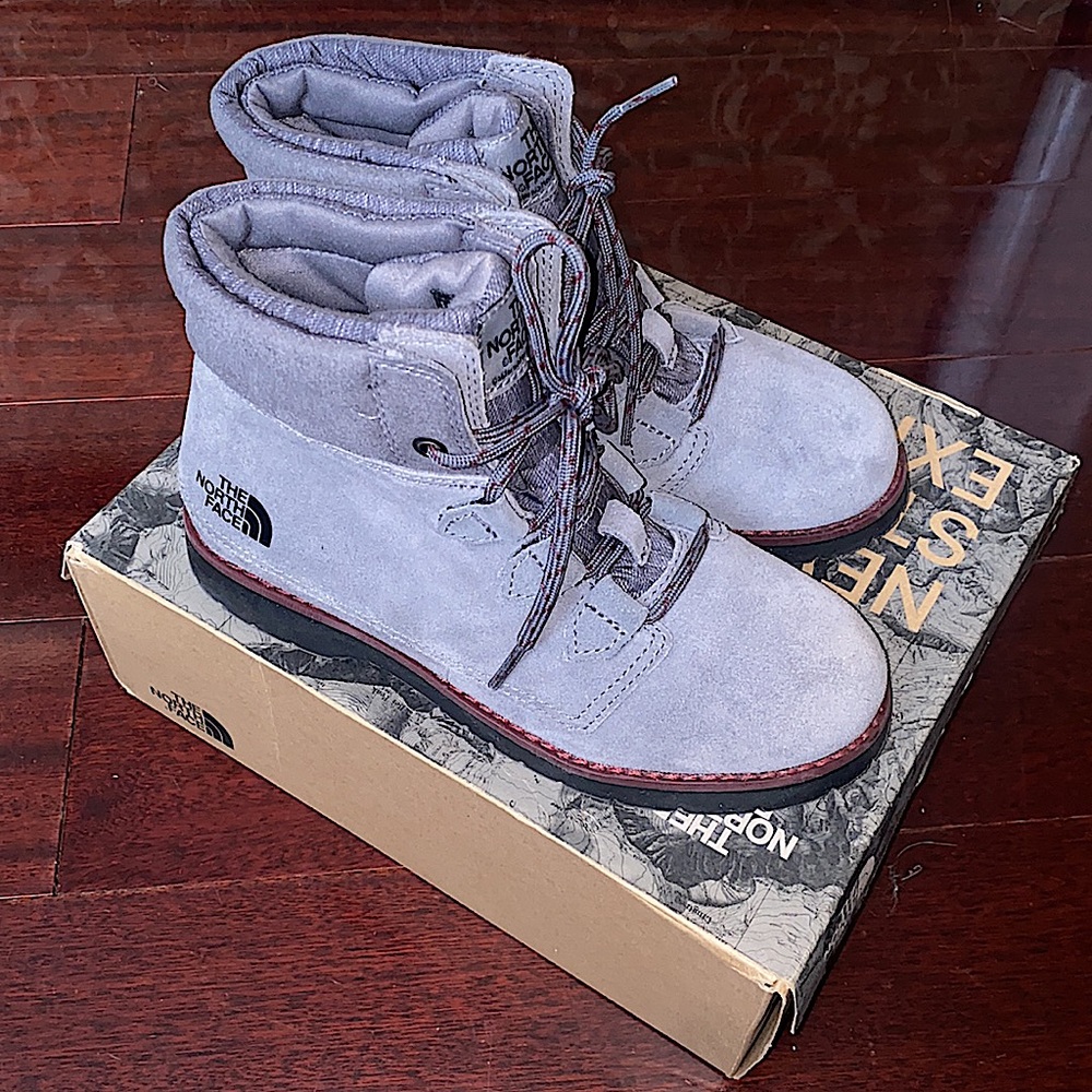 TheNorthFace Gray Boots